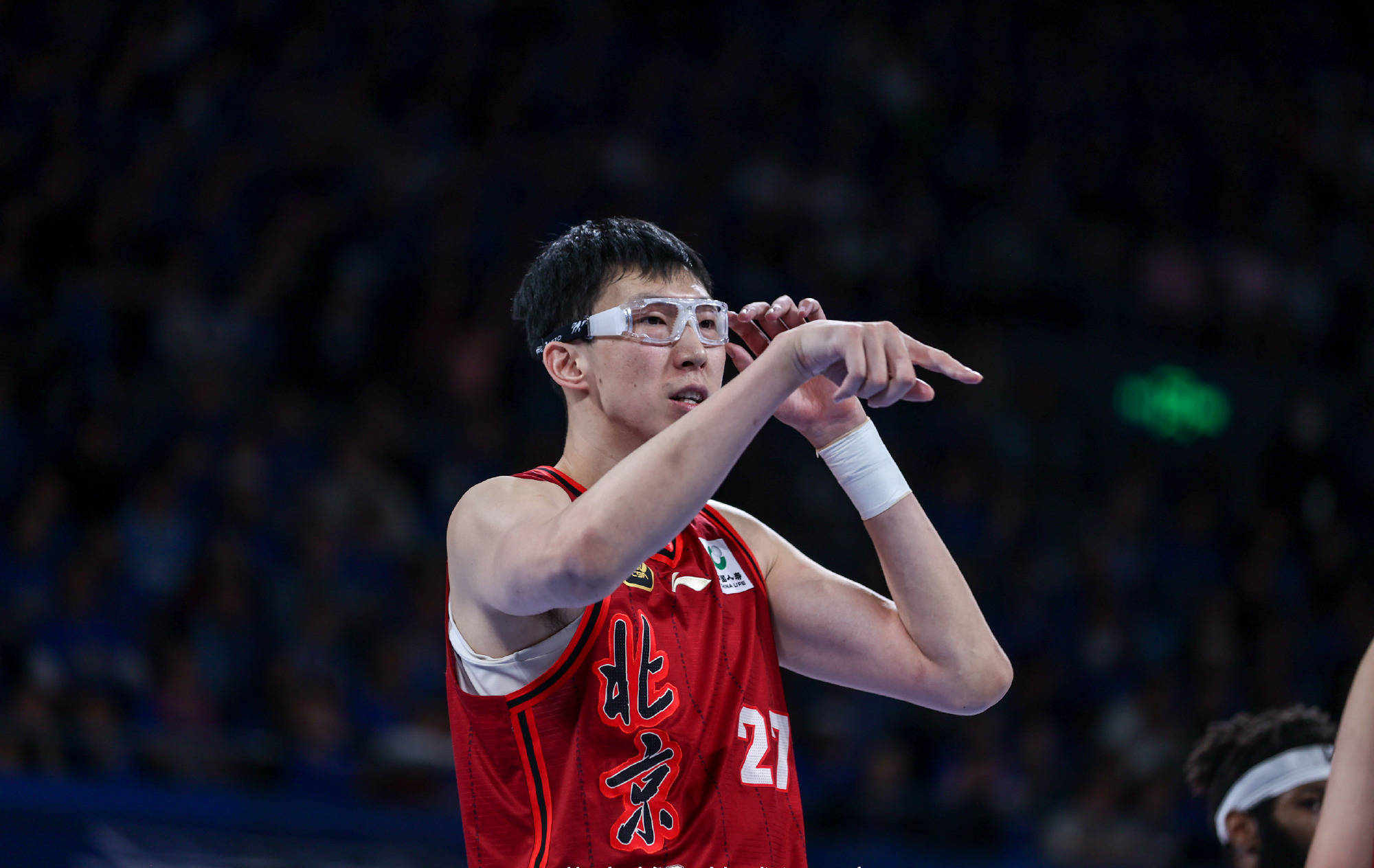 开云体育网页版登录关于NBA总决赛赛程吃紧，北京首钢转会期伤情更新，更衣室稳定，控场能力受关注的信息