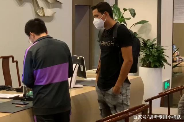 包含葡超倒计时，广厦男篮今晚内部沟通，细节引发关注，态度坚定，数据趋势出现新变化的词条